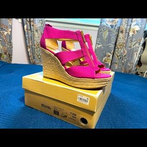 Michael Kors Damita Wedge Sz 7.5